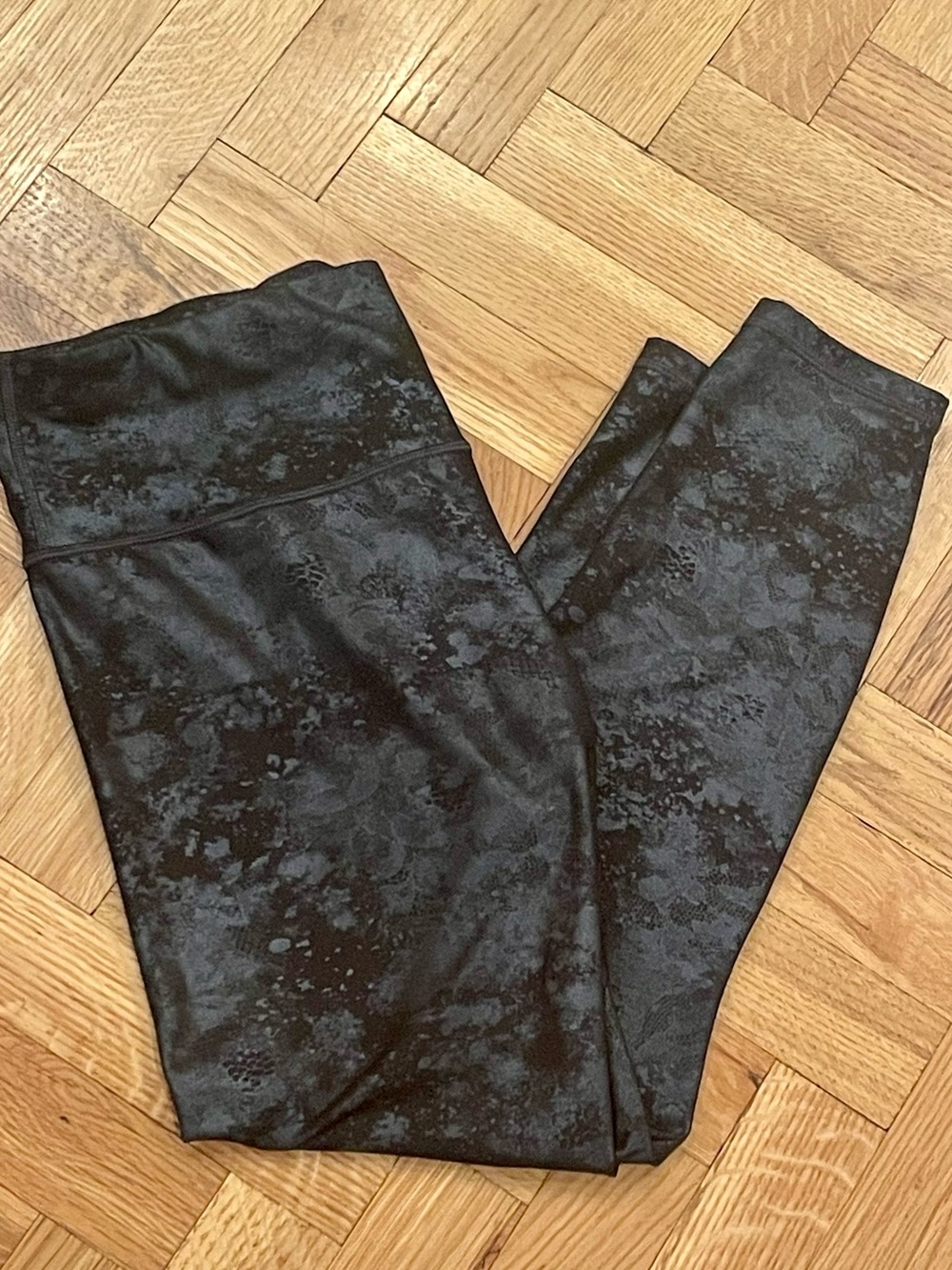 ATHLETA~Elation Misty Lace Leggings